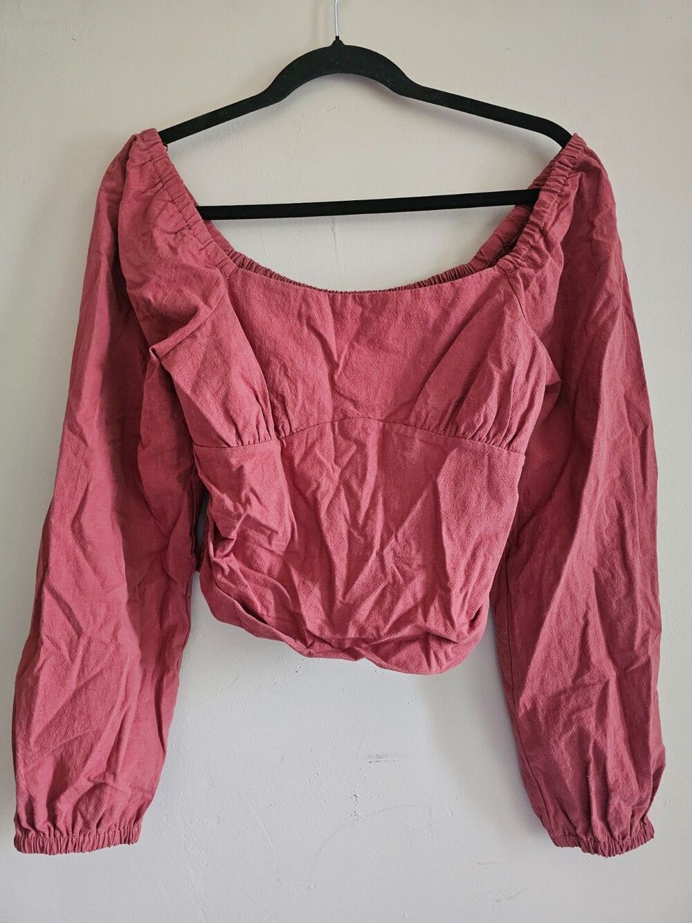 Juniors Peasant crop shirt , ruching,long sleeves, Rust Size L-Kirious